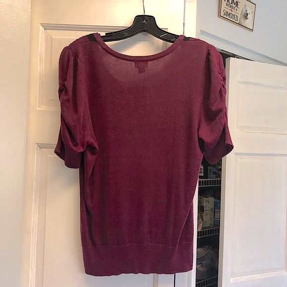 Plum colored sweater - Size -M - Picture 5 of 7